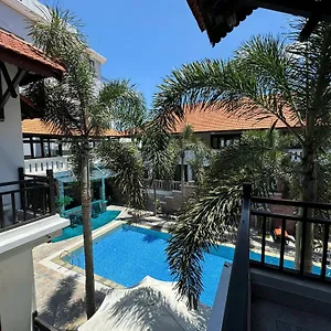 https://hoi-an-emerald-waters-hotel-spa.hotelsofhoian.com