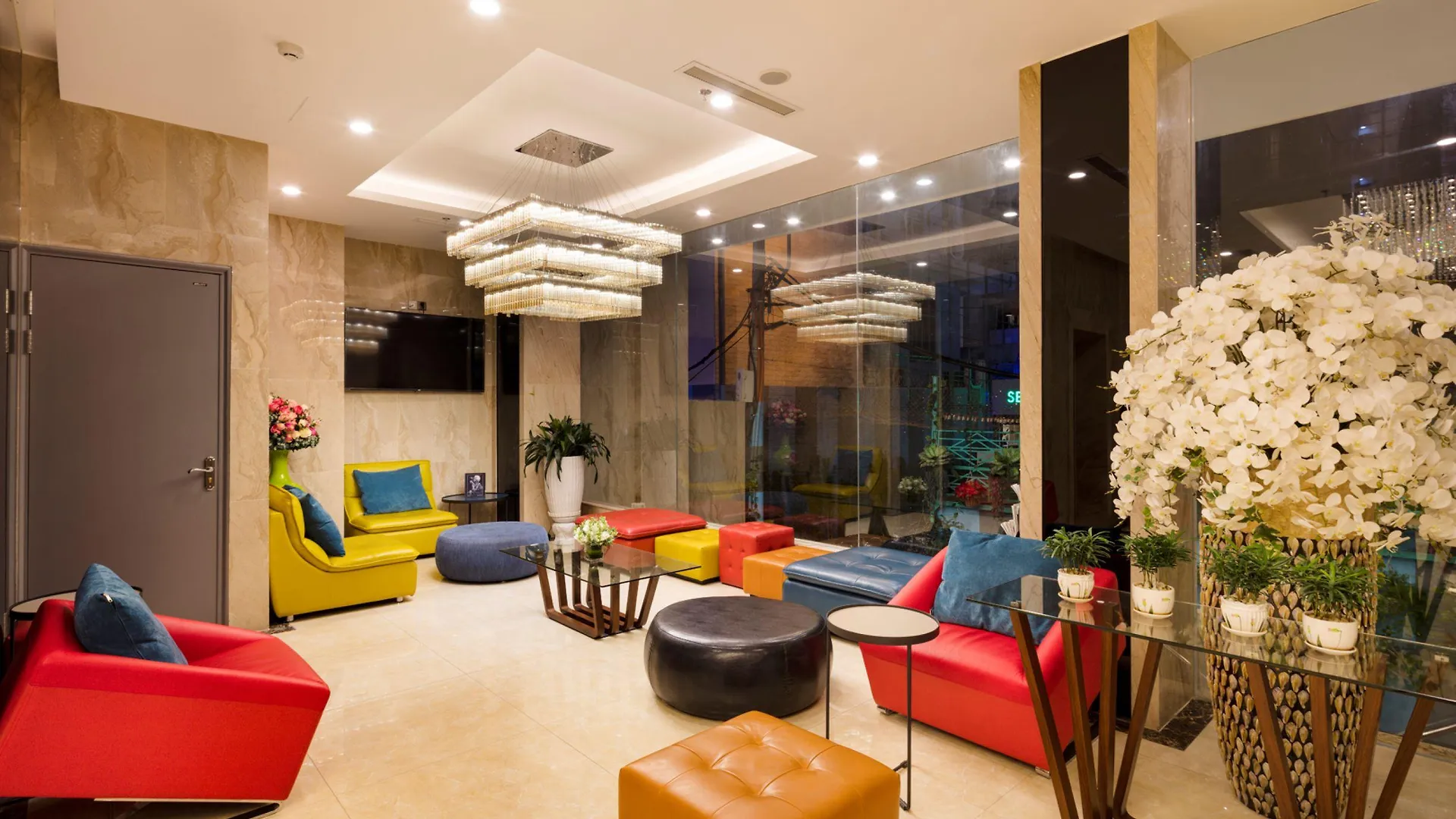 Aaron Hotel Nha Trang 3*,