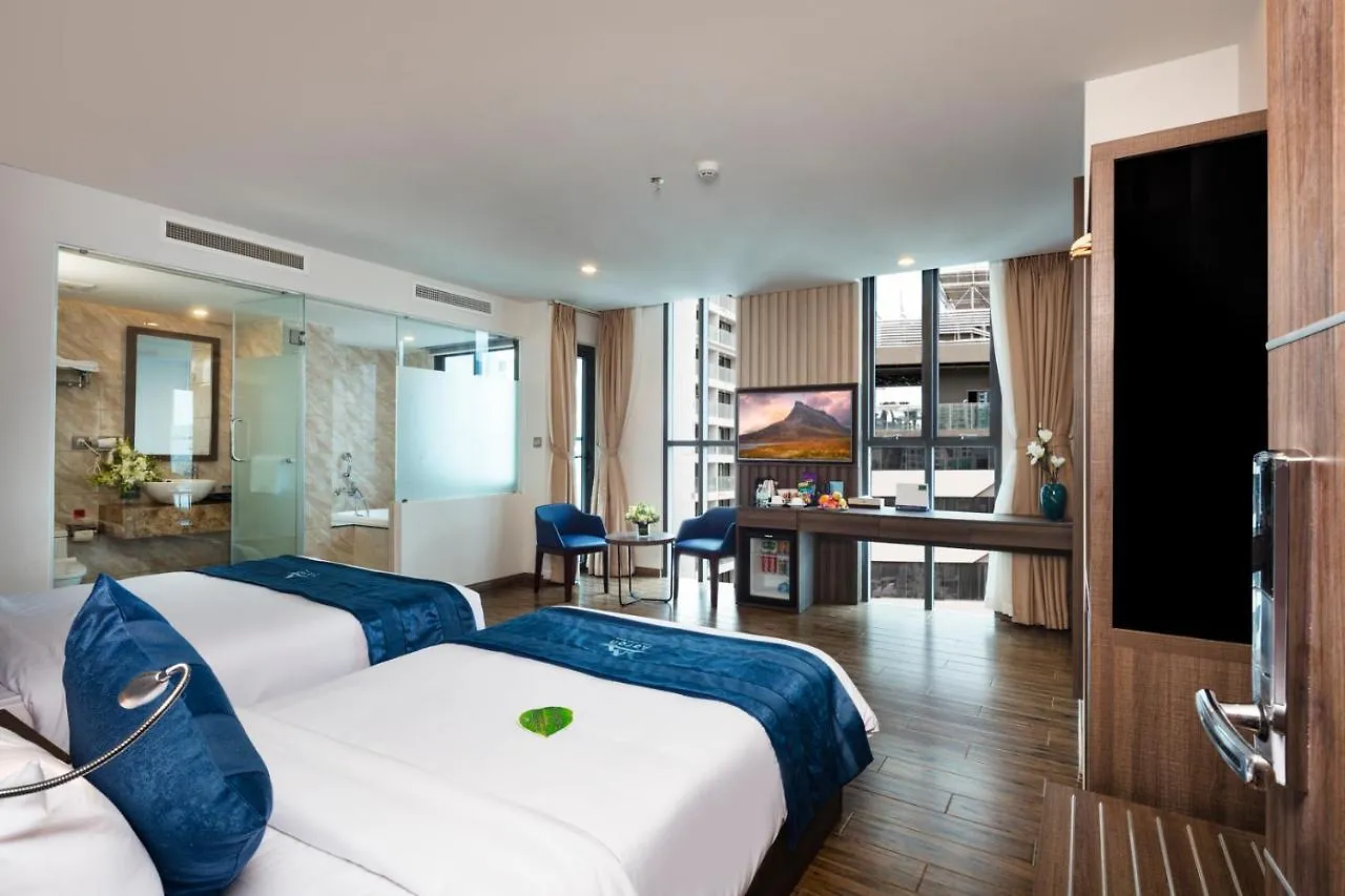 ***  Aaron Hotel Nha Trang Vietnam